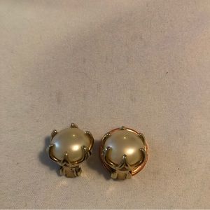 Marvella simulated pearl clip earring